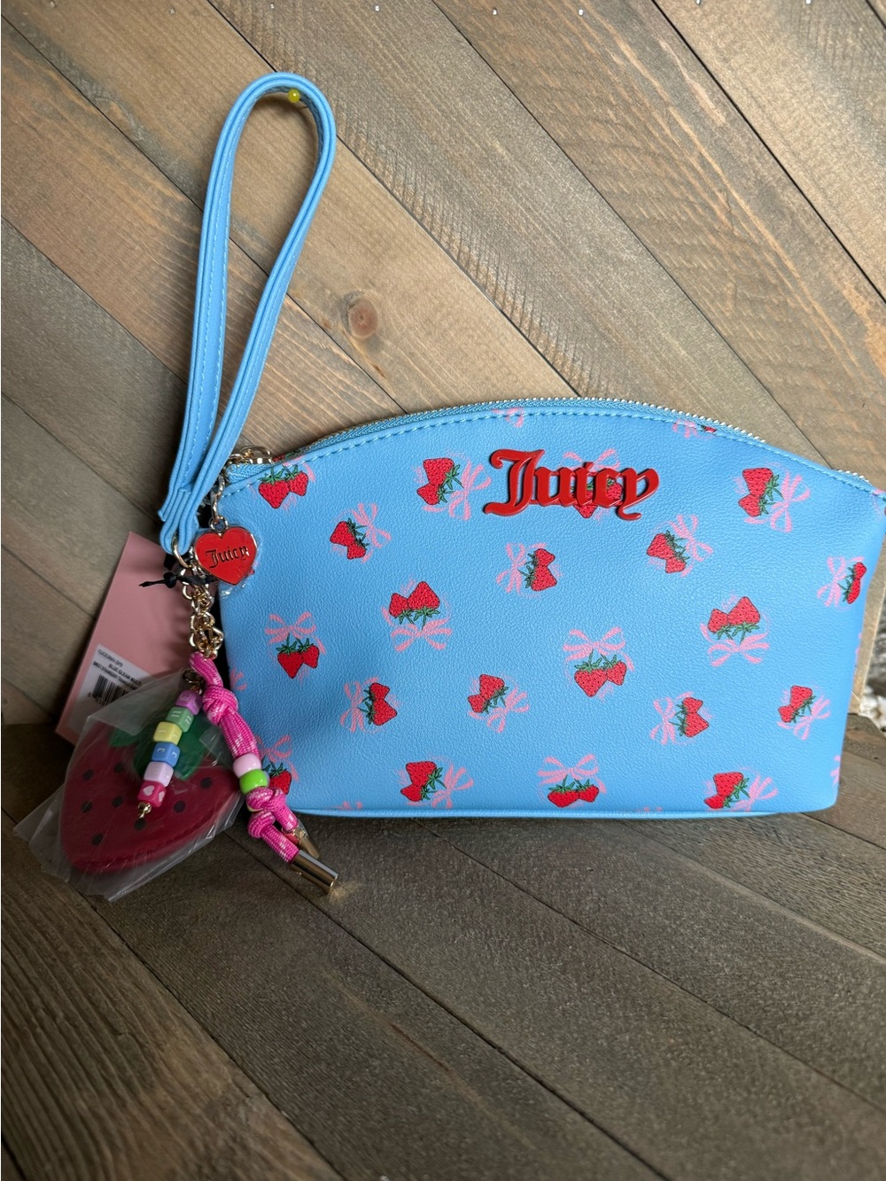 JUICY COUTURE BLUE GLEAM SWEET STRAWBERRY POUCH🍓multi Triangle Gusset Pouch